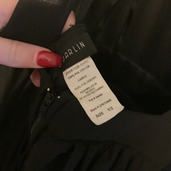 ⭐️Short black backless dress with sequin accent belt - Picture 3 of 3